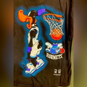 NBA x Vintage x Warner Brothers Daffy Charlotte Hornets Cotton Tee Shirt